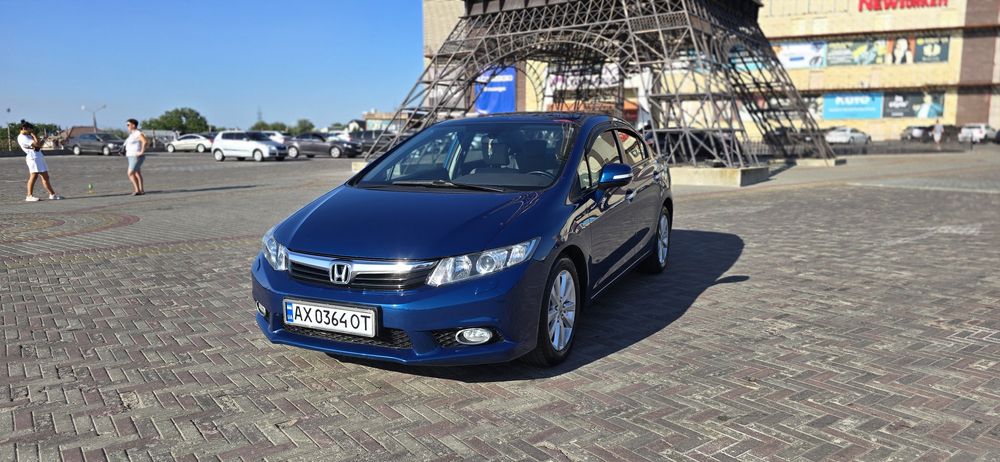 Honda Civic 2012 VIN NLAFB8660CW000363 фото оголошення 8 з 17
