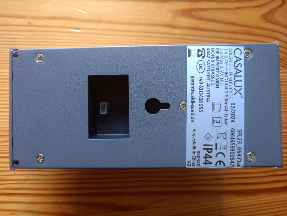 Lampa solarna LED
