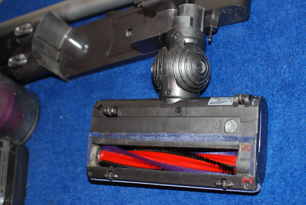 Dyson V6 odkurzacz bezprzewodowy .Komplet .