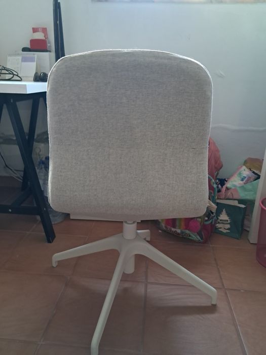 Cadeira de escritório Ikea modelo Langfjall
