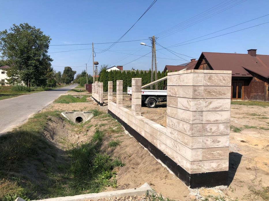 Ogrodzenia panelowe murowane siatka fundament montaż bram
