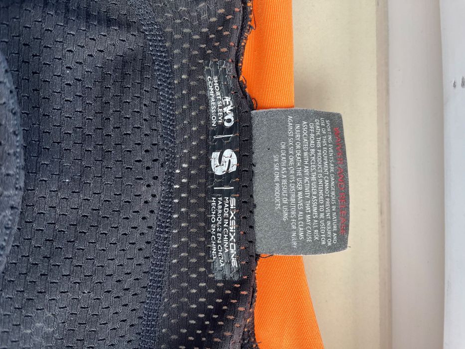 Zbroja SixSixOne 661 Evo Compression Short