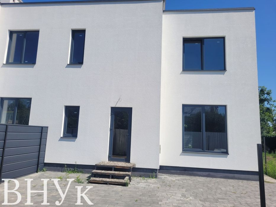Продам сучасний таунхауз земельна ділянка у подарунок ! Торг під будь яку програму!