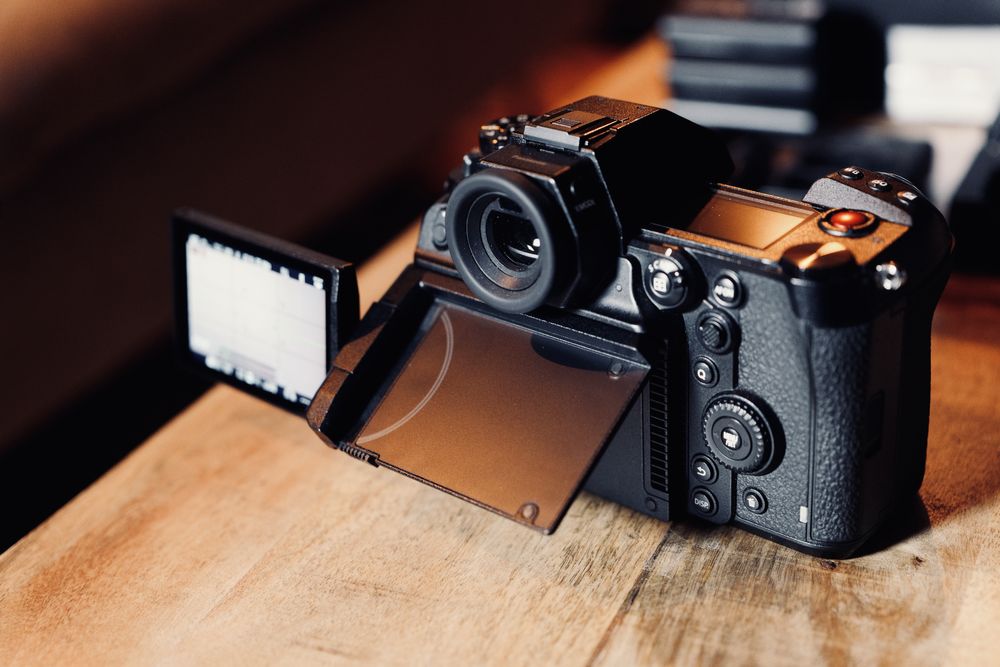 Lumix S1H - 4 akumulatory Panasonic oryginalne - klatka