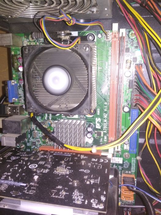 Материнська плата elitgrup am3, память ddr3 1333, проц amd255