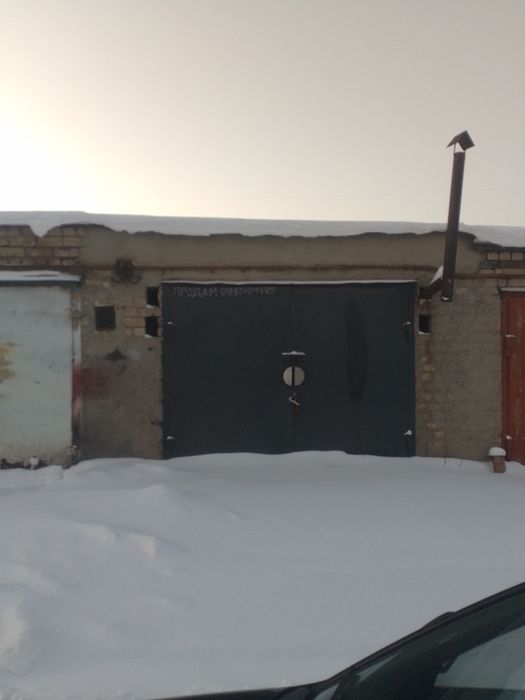 Продам гараж на черной горе