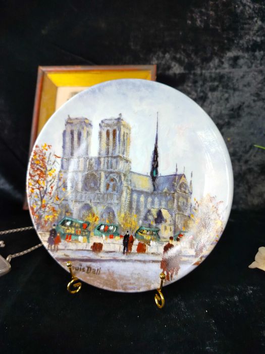 Limoges Patera Francja Louis Dali DR1089