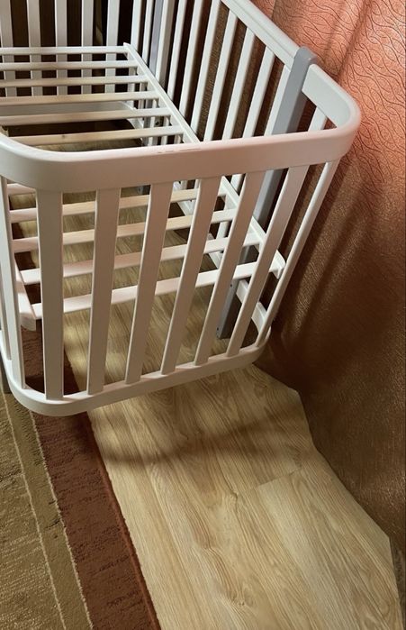 Дитяче ліжечко Angelo Magic з сірими вставками