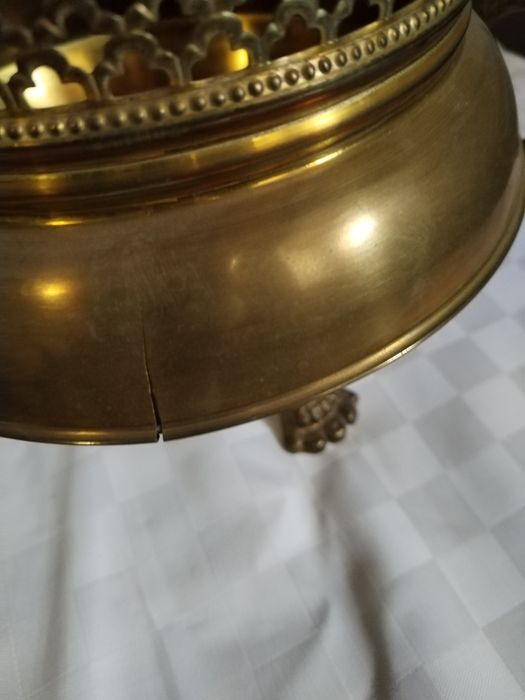 Taça em latão amarelo