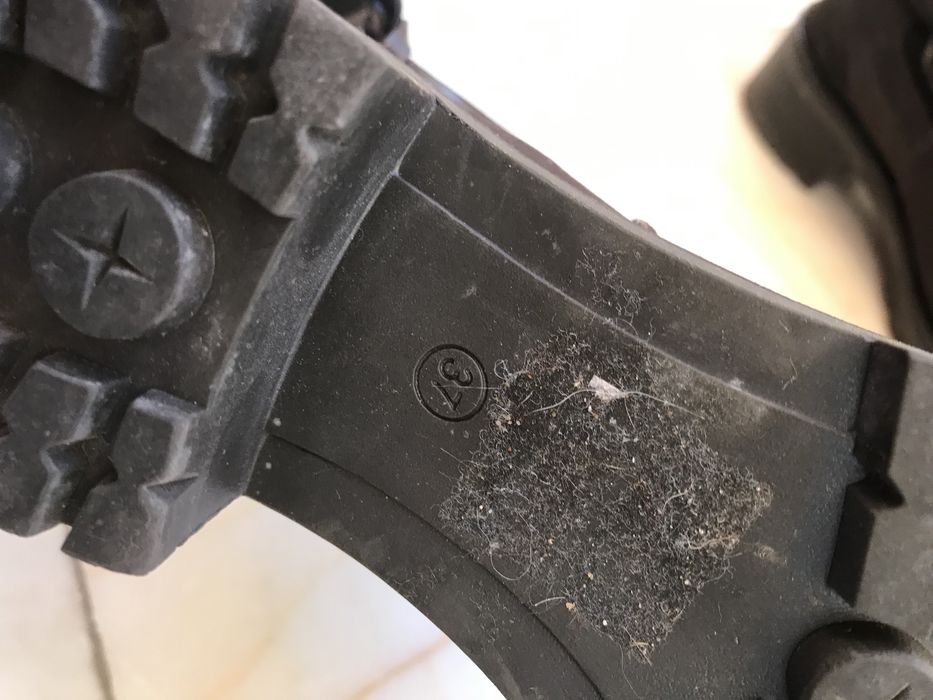 Botas em pele nobuck