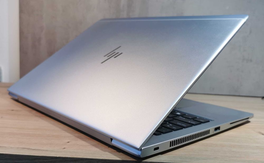 HP ELITEBOOK 840 G5 14"FHD/I5-8250u/W11P - Obudowa #00A