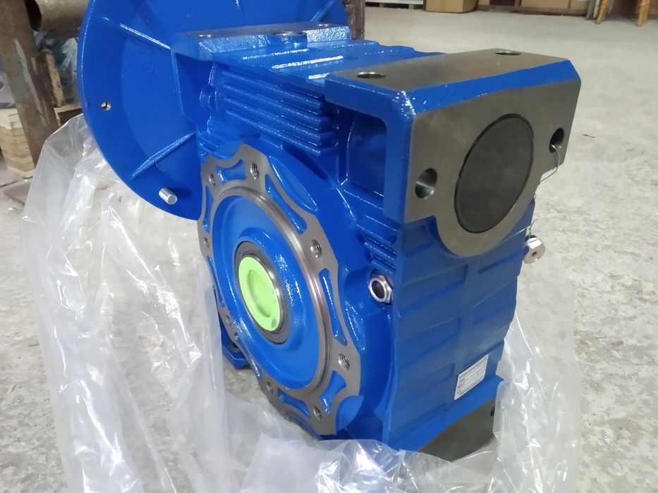 Мотор Редуктор черв'ячний RDVM PMRV РЧ 2РЧ NMRV Motovario 3МП