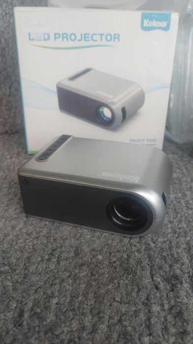 Проектор Kolexa Full HD 1080P HDMI mirascreen