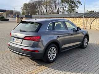 AUDI Q5 35 TDI S tronic 7 Business Execvtive 2020р