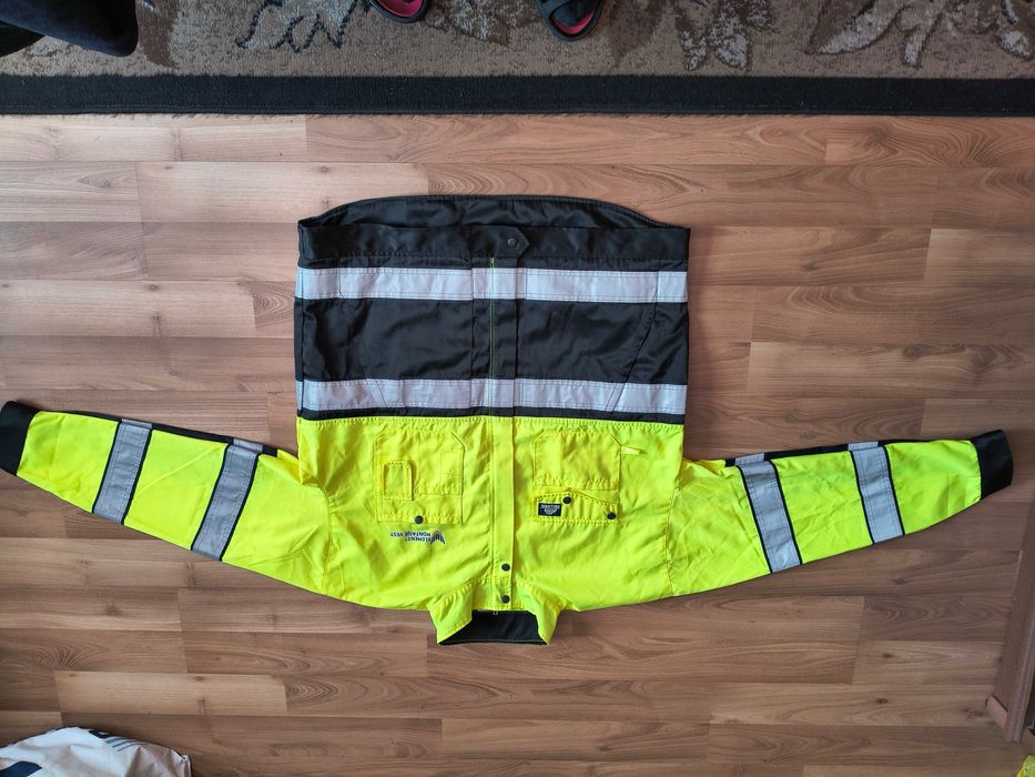 Nowa bluza, kurtka robocza XXL ostrzegawcza, odblaskowa zielona jakskrawa.
