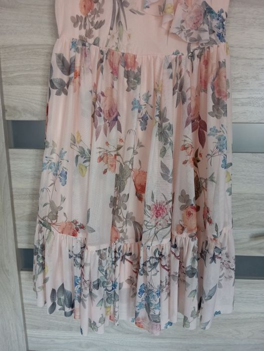 Sukienka w kwiaty lato wesele Mohito xxs