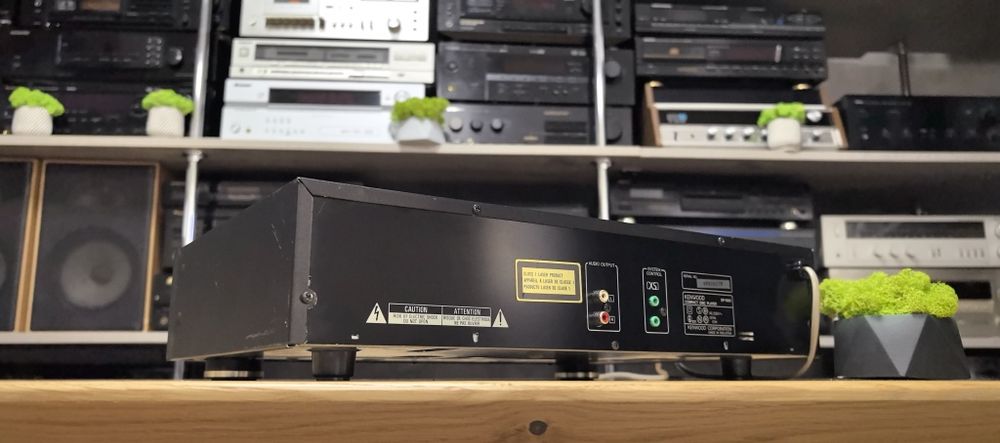 CD-програвач Kenwood DP-1060
