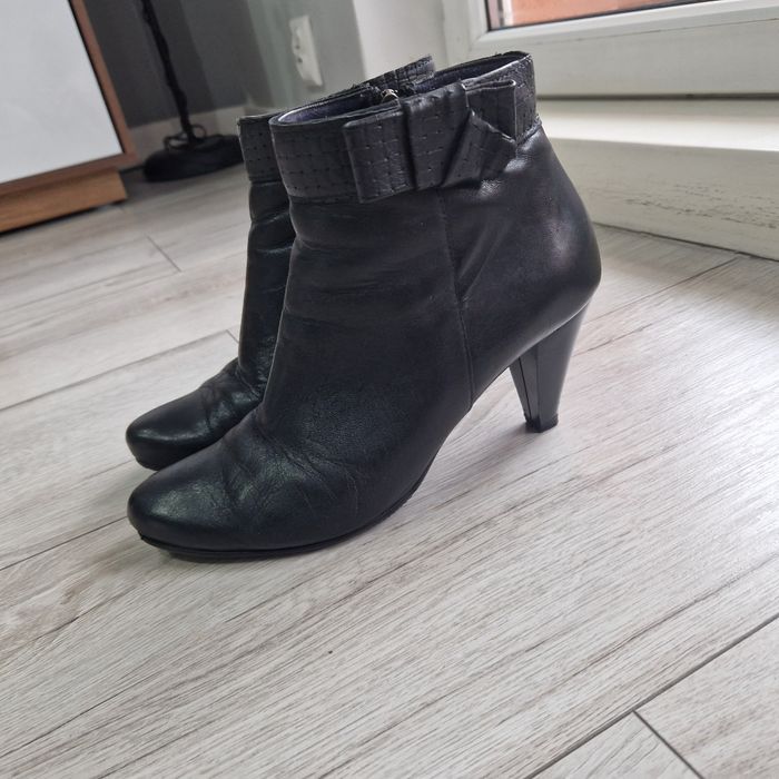 Sprzedam botki Ryłko r. 39