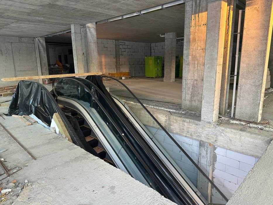 Оренда прим, 438 кв.м. Південний бульвар, 2 пов. власний ескалатор