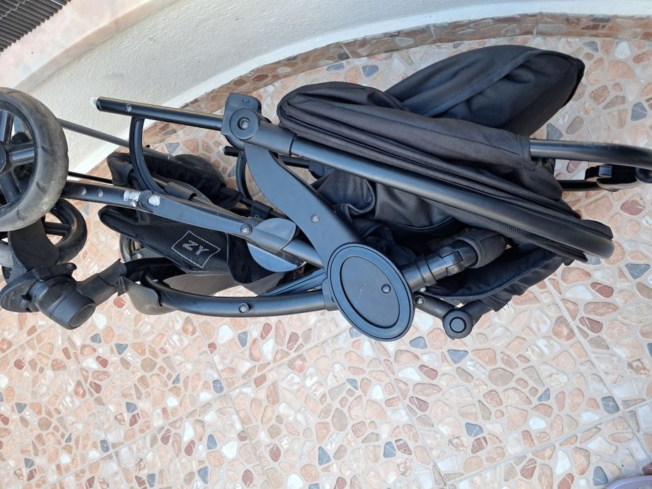 Carrinho de bebé bom estado  .