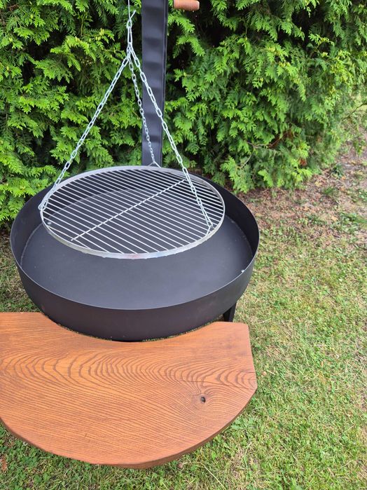 Grill Ogrodowy z paleniskiem