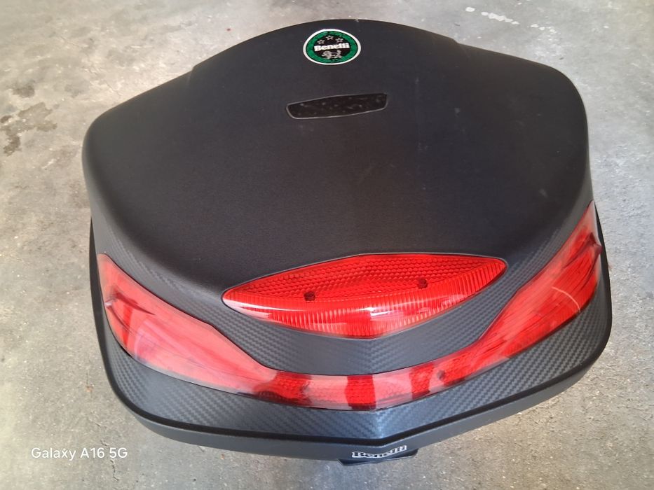 Vendo Top case 48Lt Em bom estado