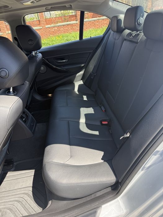 Bmw 328d f30 109 тыс. км  Harman Kardon  ИДЕАЛ