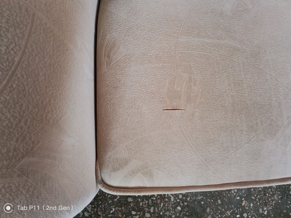 Продам диван в хорошем состоянии