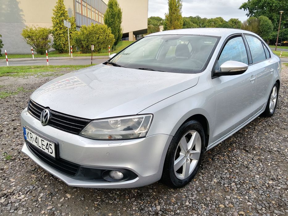 Volkswagen Jetta 1.6 TDI Klima dobrze wyposażony Zadbany 3-właściciel Salon PL
