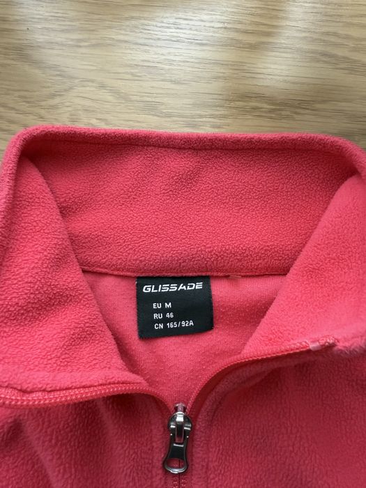 Фліска    М /46    приємна   до   тіла ,   легенька