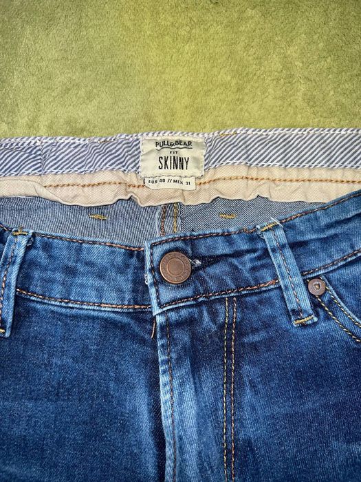 Продам джинсы  Pull and bear