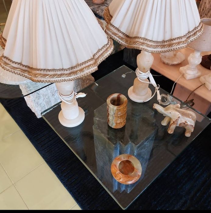 2 candeeiros pé em alabastro e abatjour original