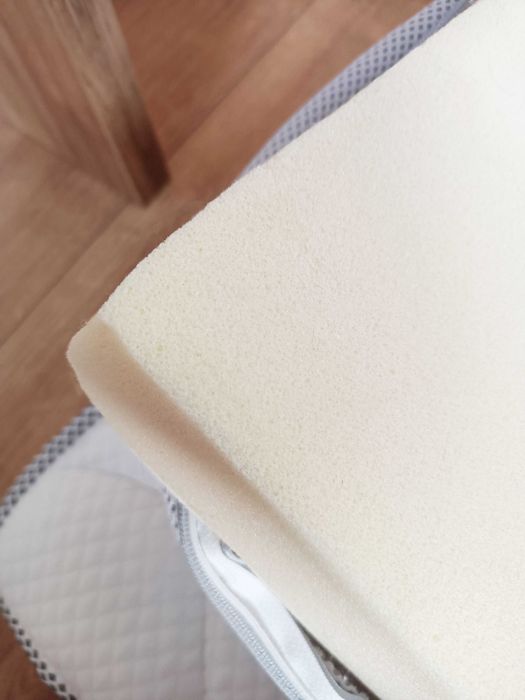 160x200 Antyalergiczny Materac ALT HILDING nawierzchniowy