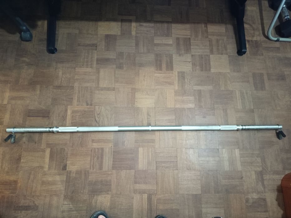 Barra de musculação 155 cm 28 mm  + 2 molas