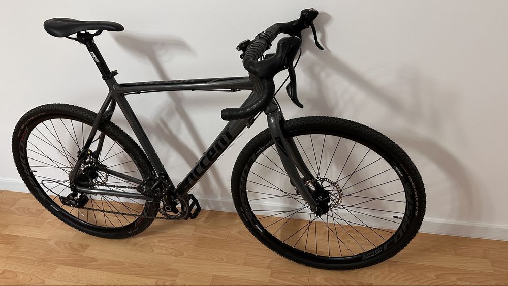 Rower gravel Accent aluminium r56 piękny szybki tarczowki  XC