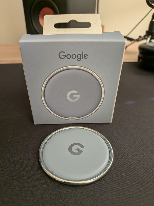 Google Pixelsnap Ring Stand + Google 67W Pixel Flex Dual Port USB-C Fast Charger