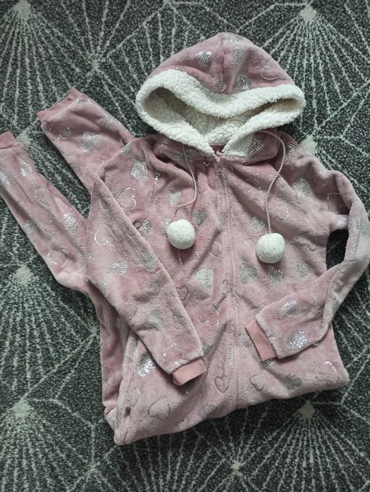 Pluszowy kombinezon onesie