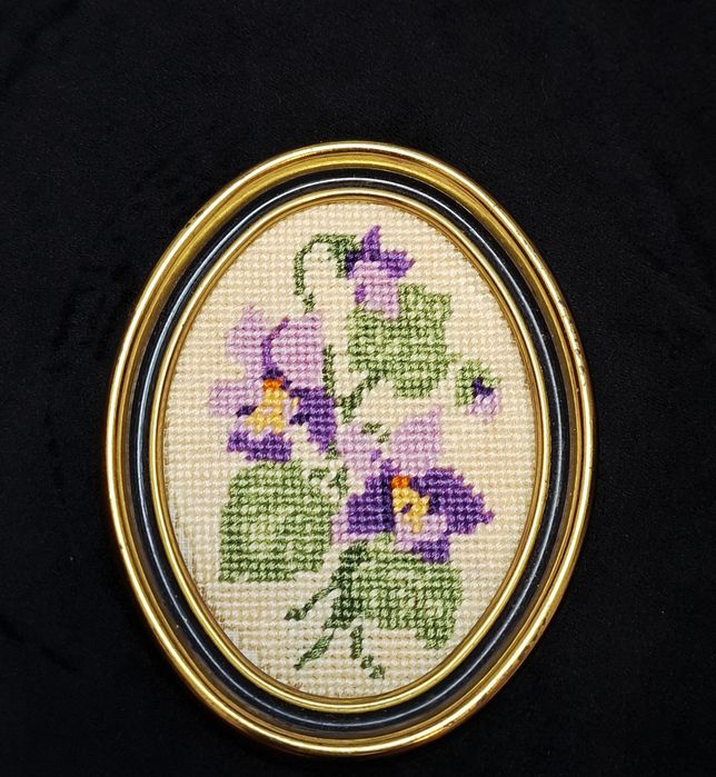 Вінтажна мікровишивка. Німеччина. Декор настінний.