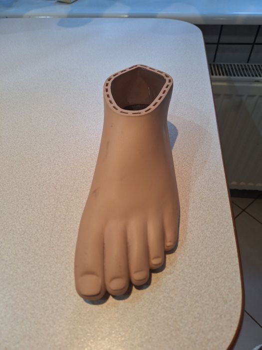 Nakładka gumowa na stopę protezowa