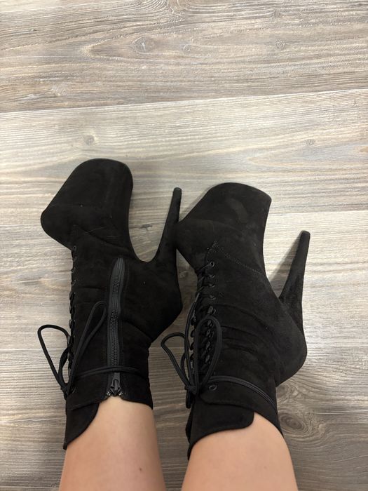 Стріпи Pleaser трійки, 37р