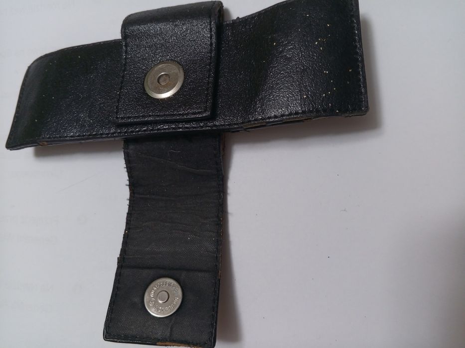 Etui do paska na telefon.