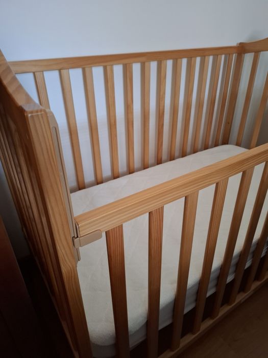 Berço com colchão