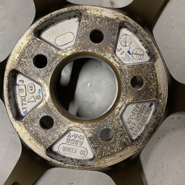 Felgi Advan Racing RG3 17x8 5x100 ET48 Subaru Impreza Forester STI