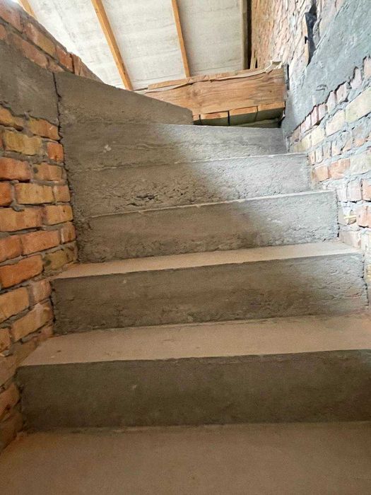 Терміновий Продаж 3 поверхового таунхауса , 164 кв. м, 3 кімнати Центр