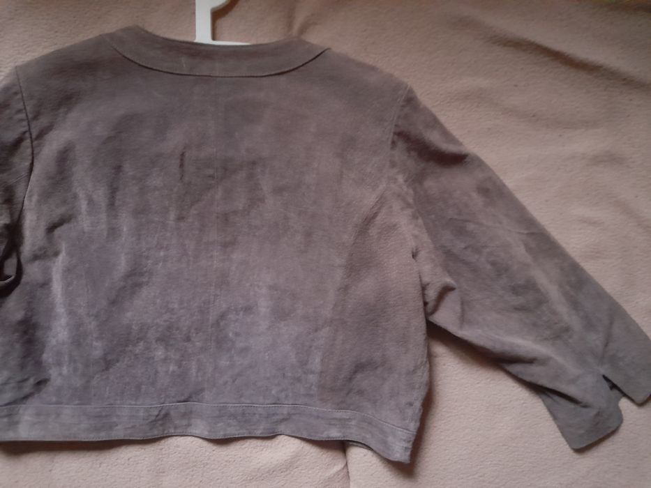 Zamszowa kurteczka Bolerko