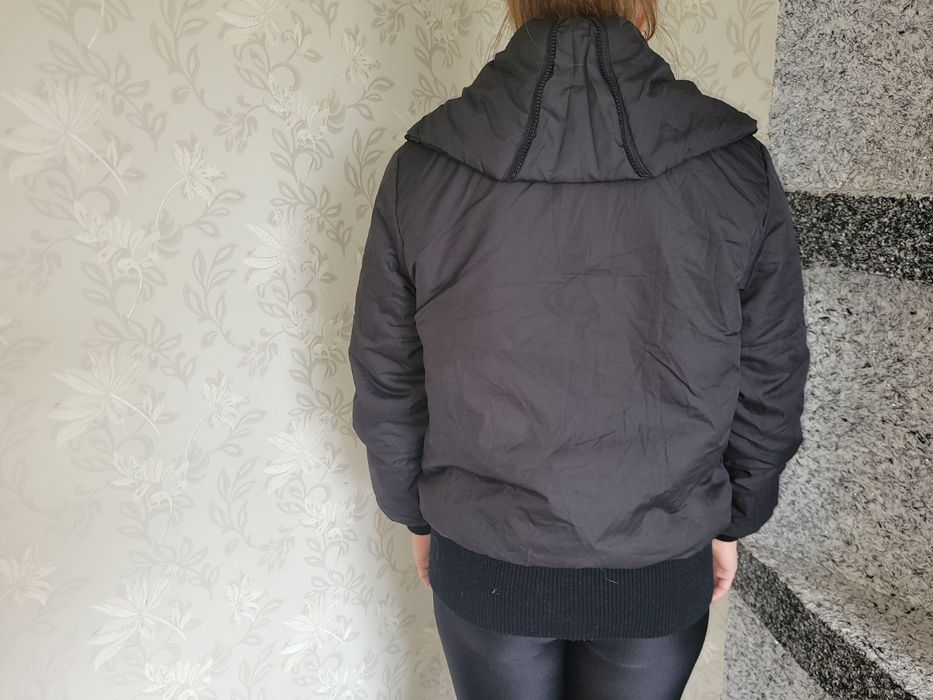 Куртка осень/весна черная короткая