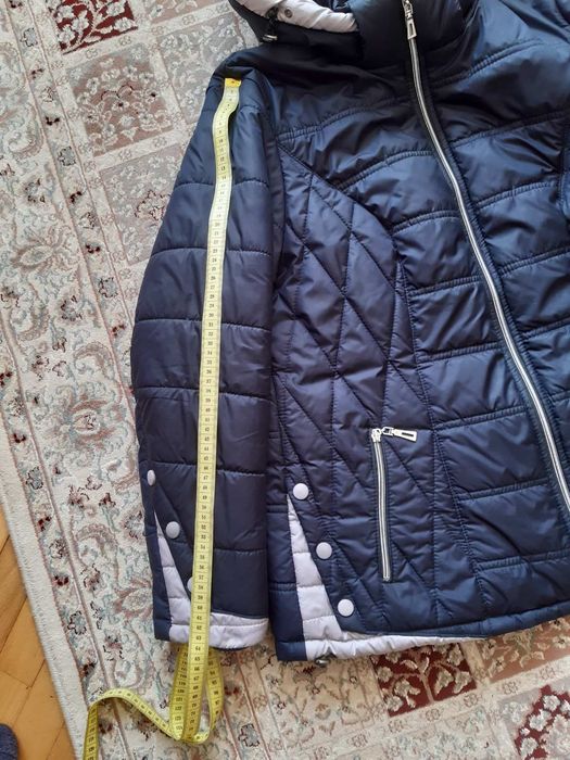 Куртка осінь- зима утеплена 52-54 р.