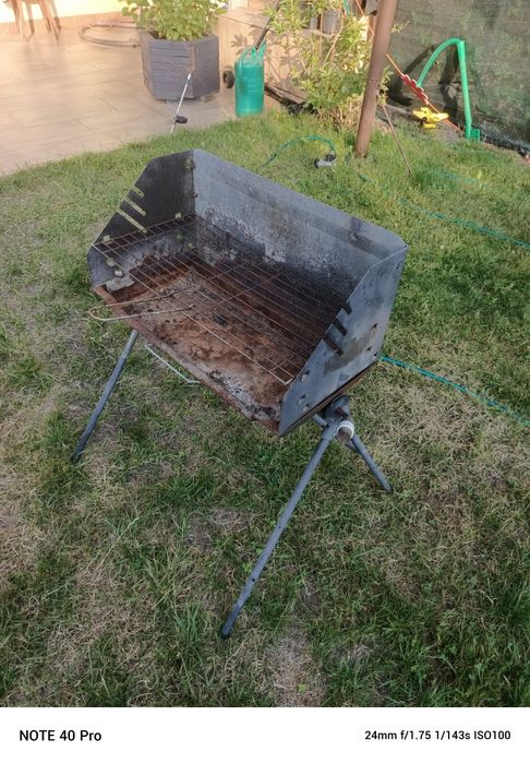 Grill metalowy używany