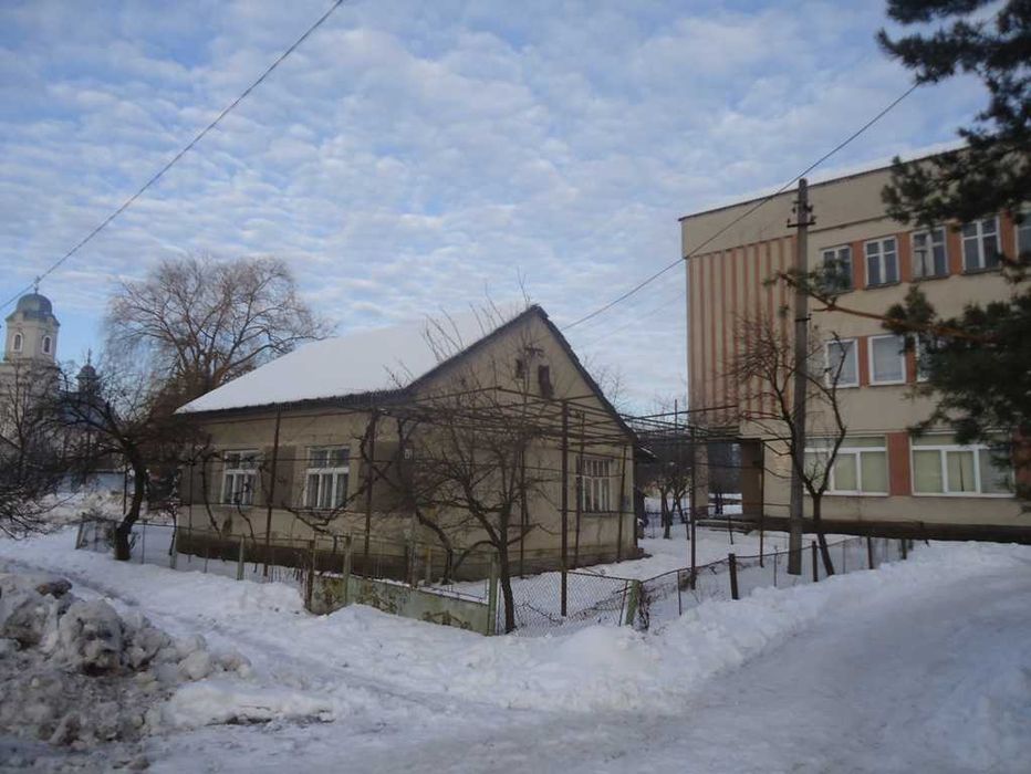 продаж комерційної нерухомості у Закарпатська обл., Ужгородський район, сел. Середне