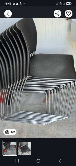 Cadeira pernas metal e base em plástico